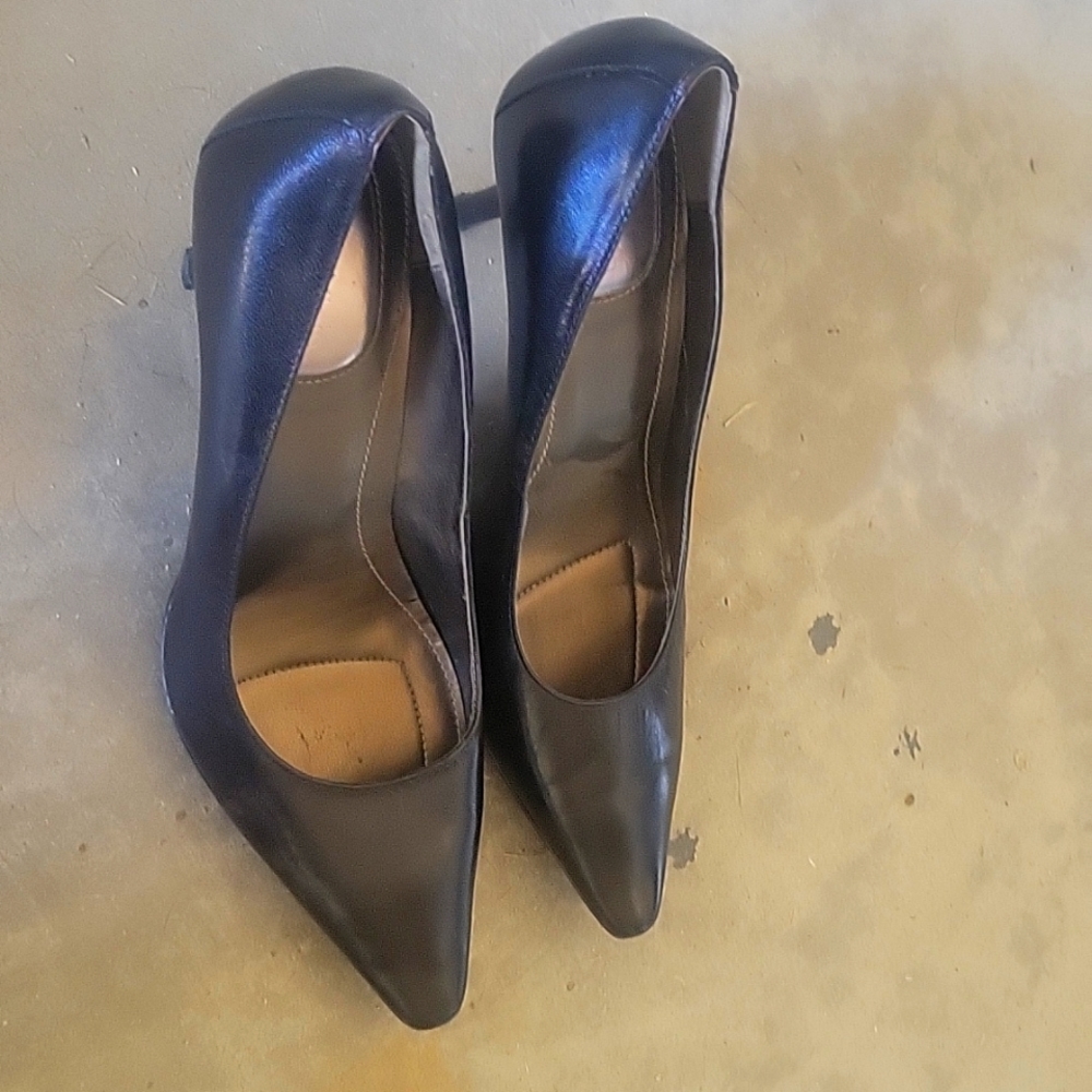 Calvin Klein leather 3" heels